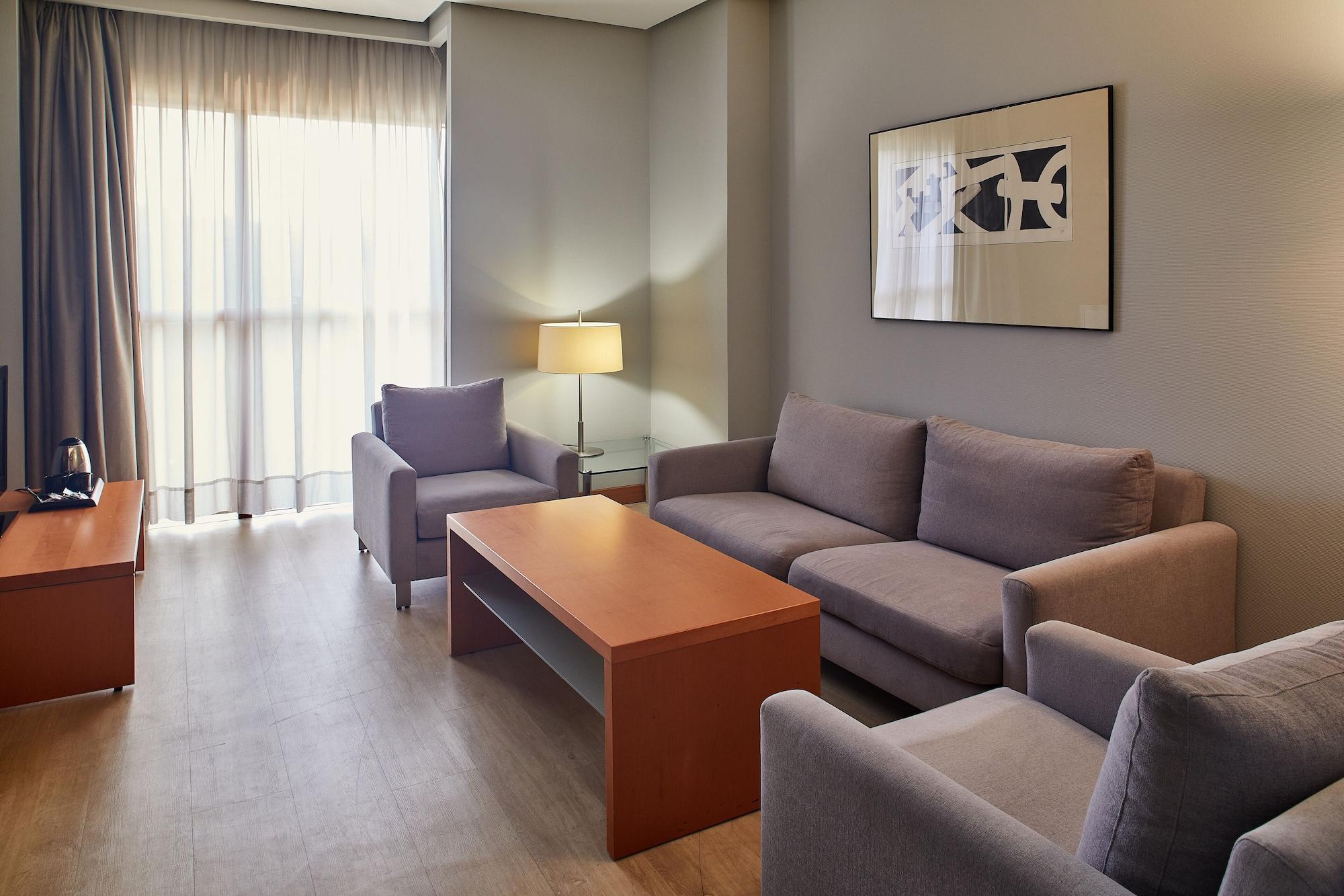 Silken Puerta Madrid Hotell Eksteriør bilde