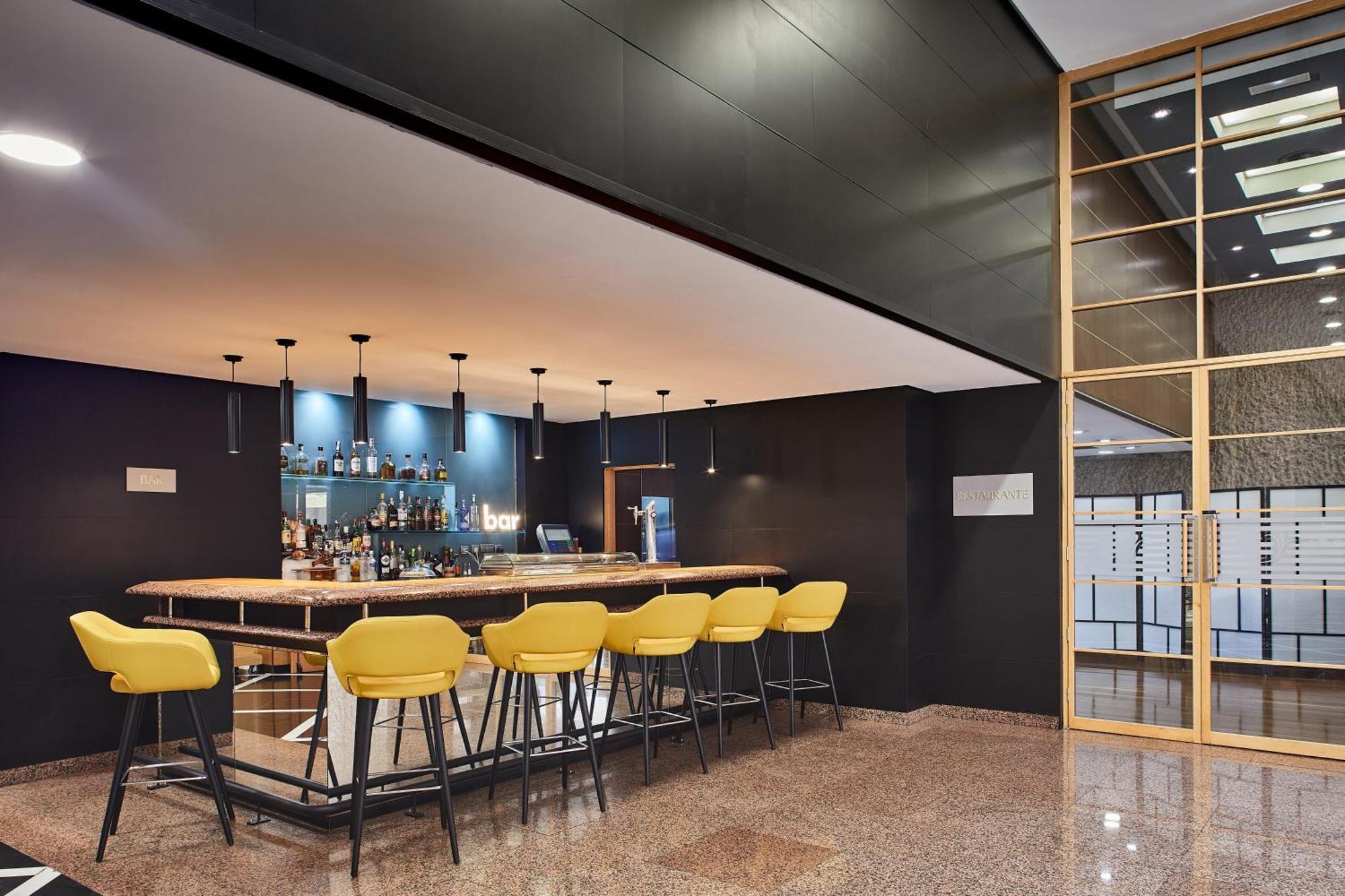 Silken Puerta Madrid Hotell Eksteriør bilde