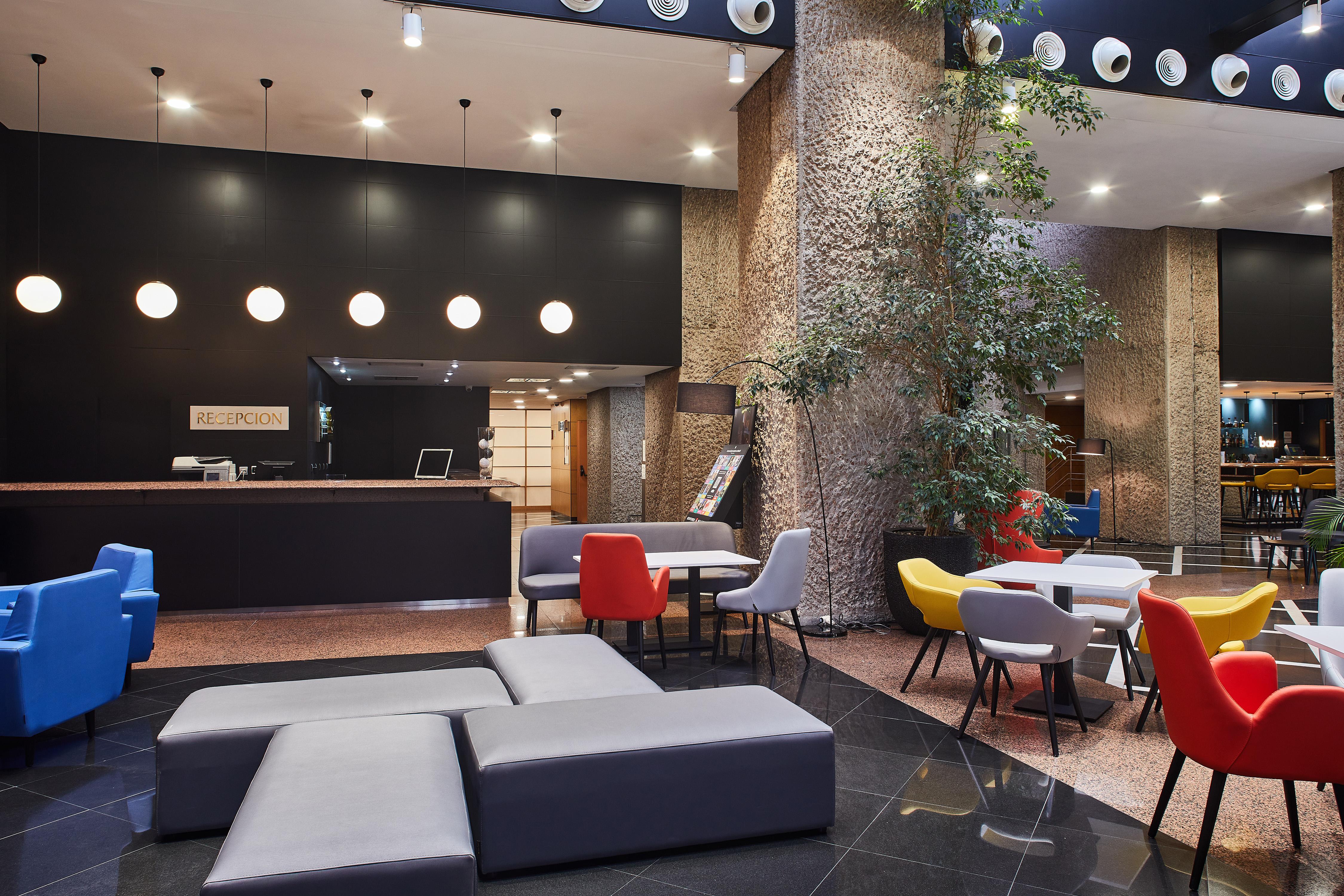 Silken Puerta Madrid Hotell Eksteriør bilde