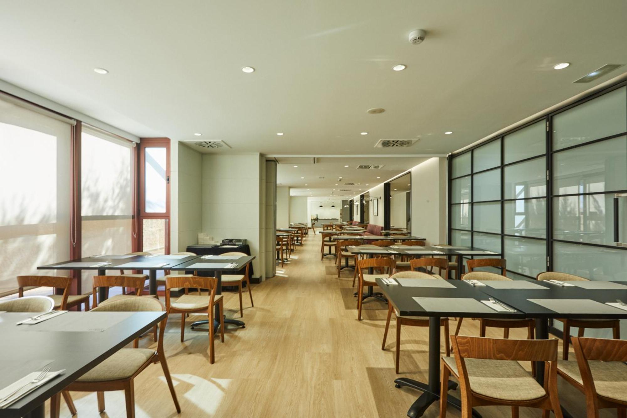 Silken Puerta Madrid Hotell Eksteriør bilde